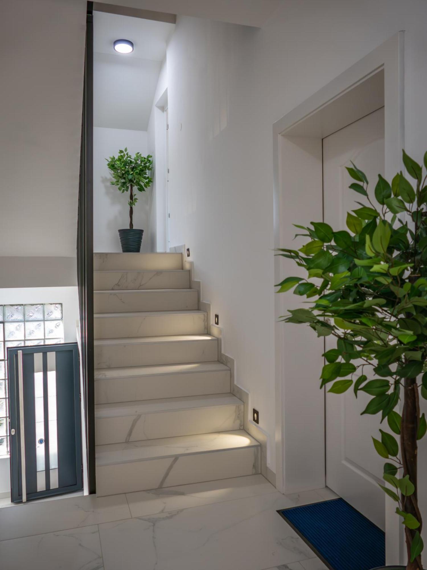 Sunny Corner Apartments Високо Экстерьер фото