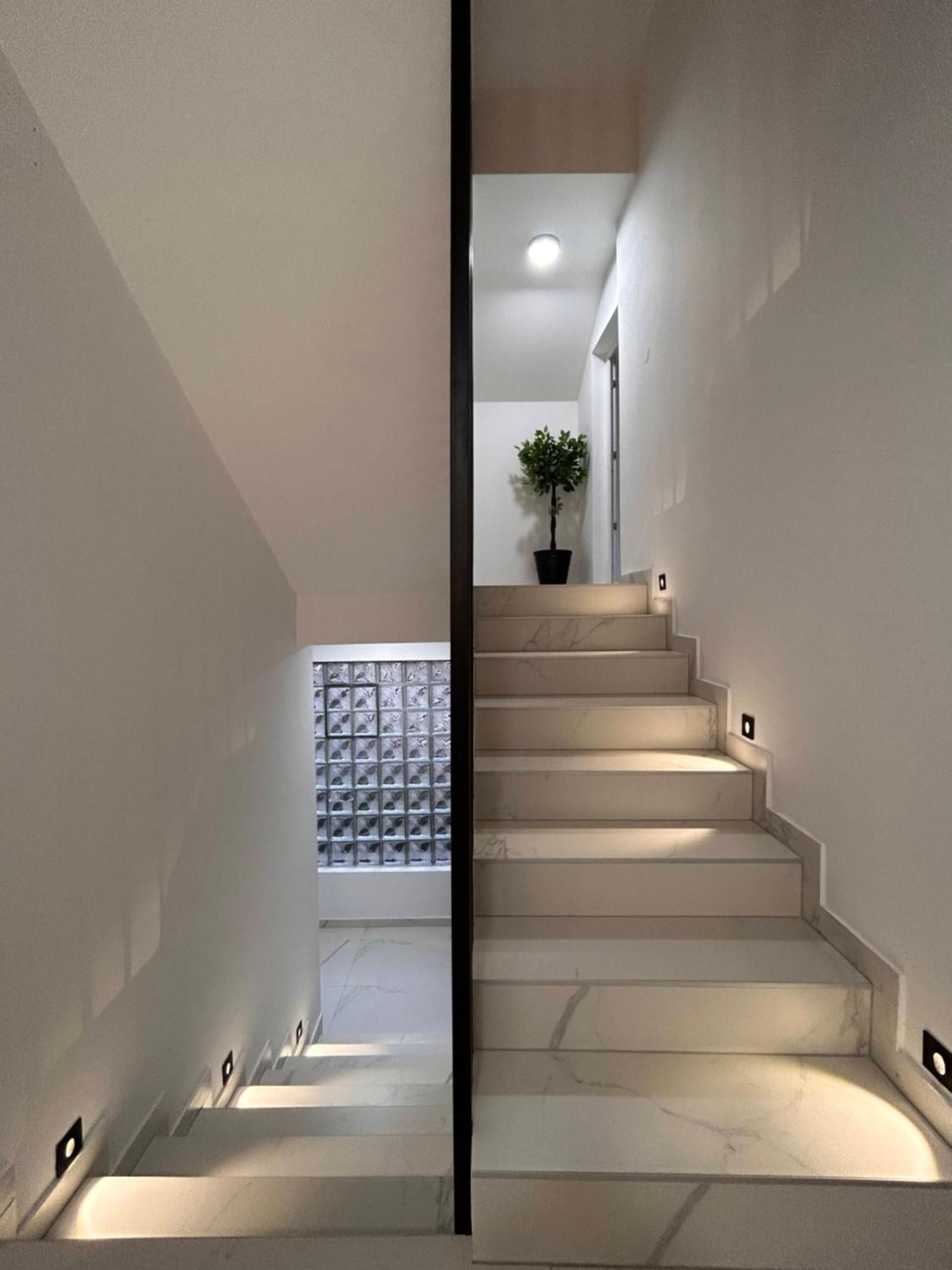 Sunny Corner Apartments Високо Экстерьер фото