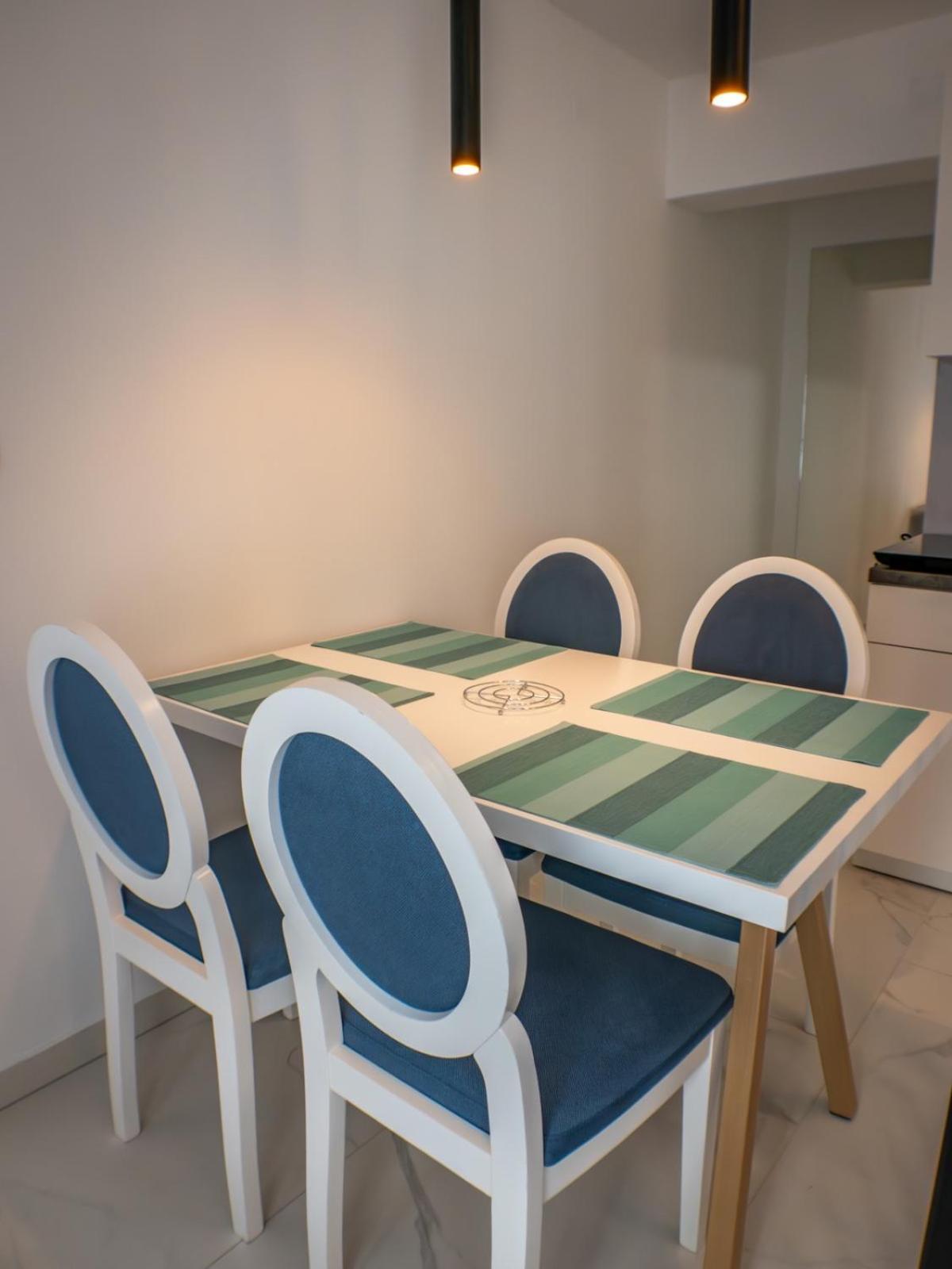 Sunny Corner Apartments Високо Экстерьер фото