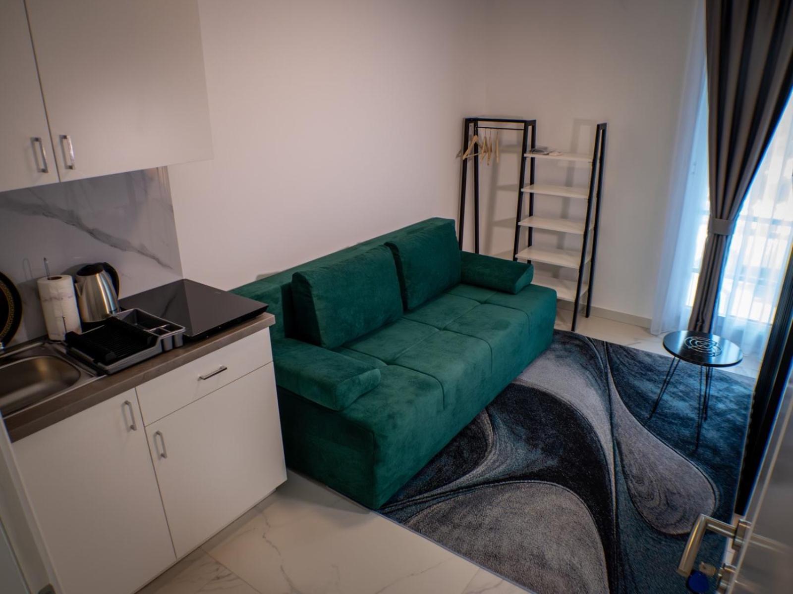 Sunny Corner Apartments Високо Экстерьер фото