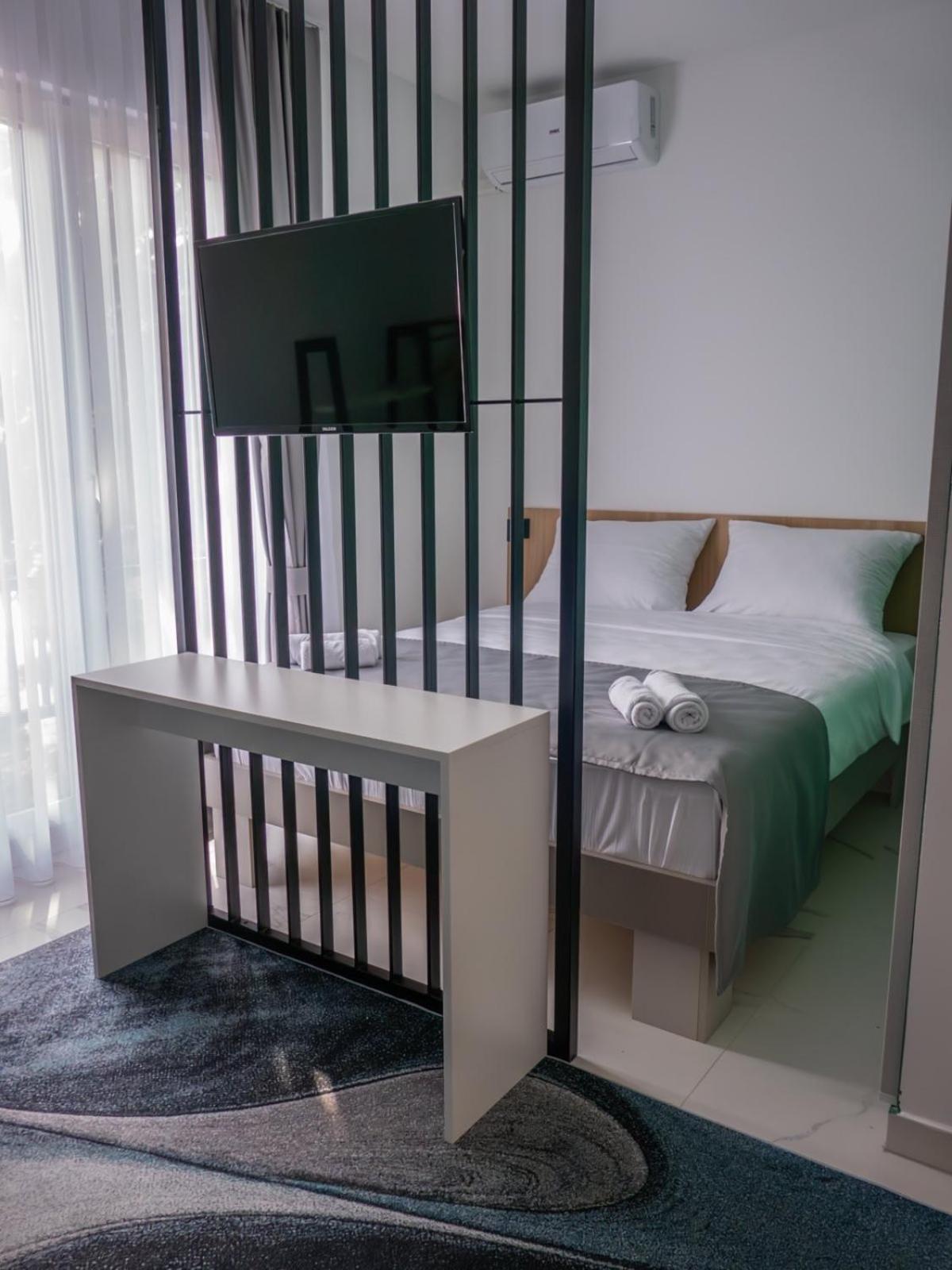 Sunny Corner Apartments Високо Экстерьер фото