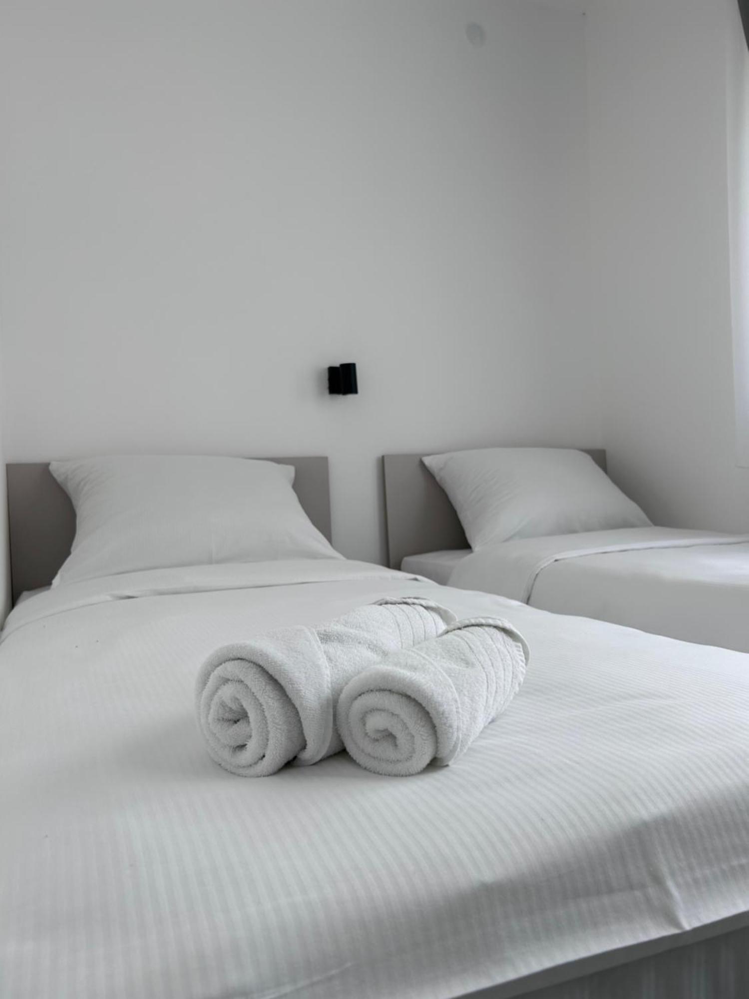 Sunny Corner Apartments Високо Экстерьер фото
