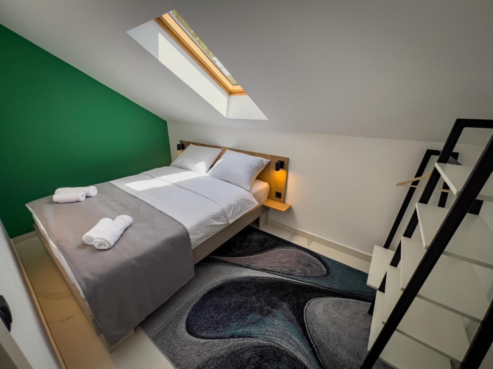 Sunny Corner Apartments Високо Экстерьер фото