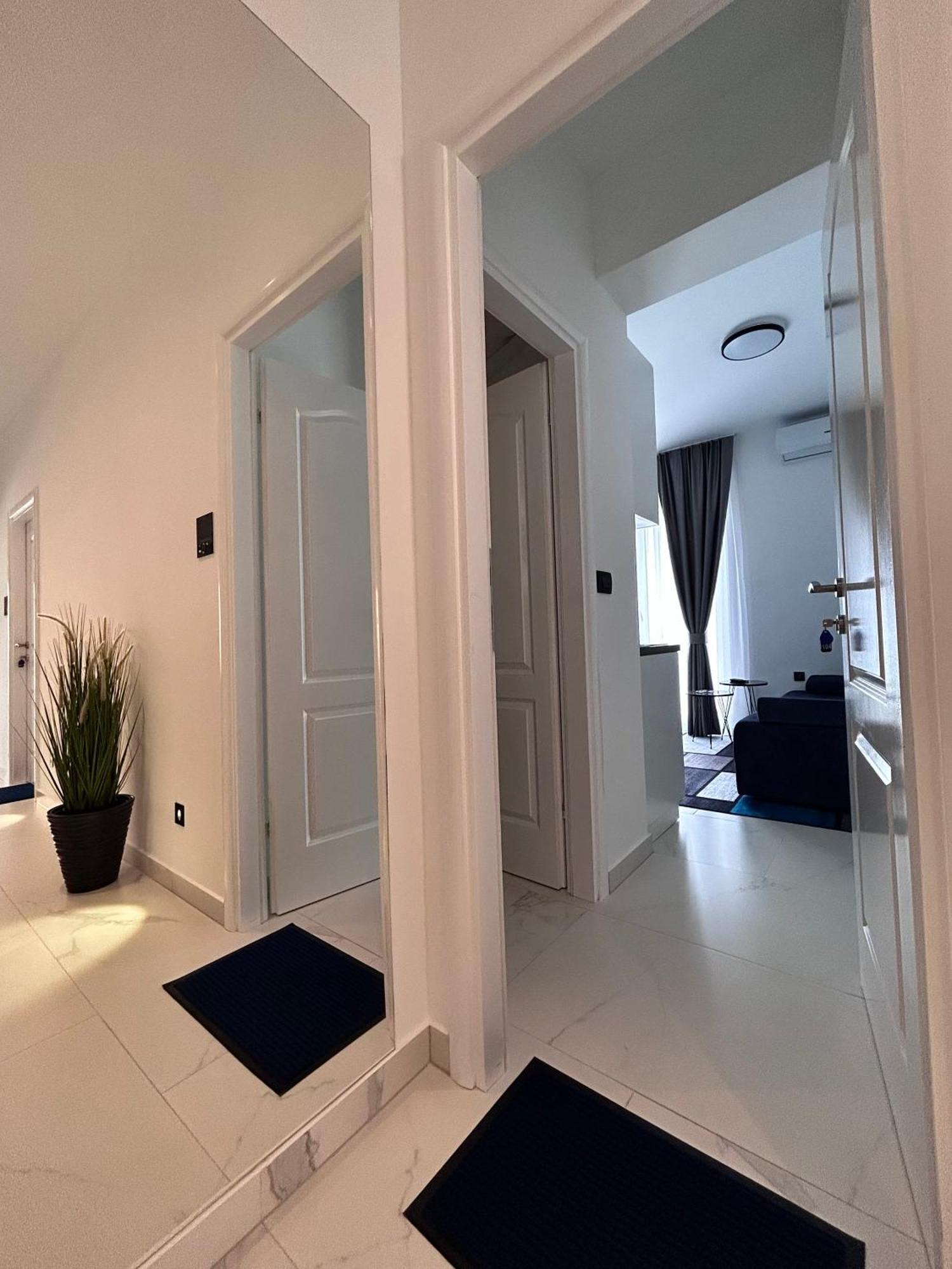 Sunny Corner Apartments Високо Экстерьер фото