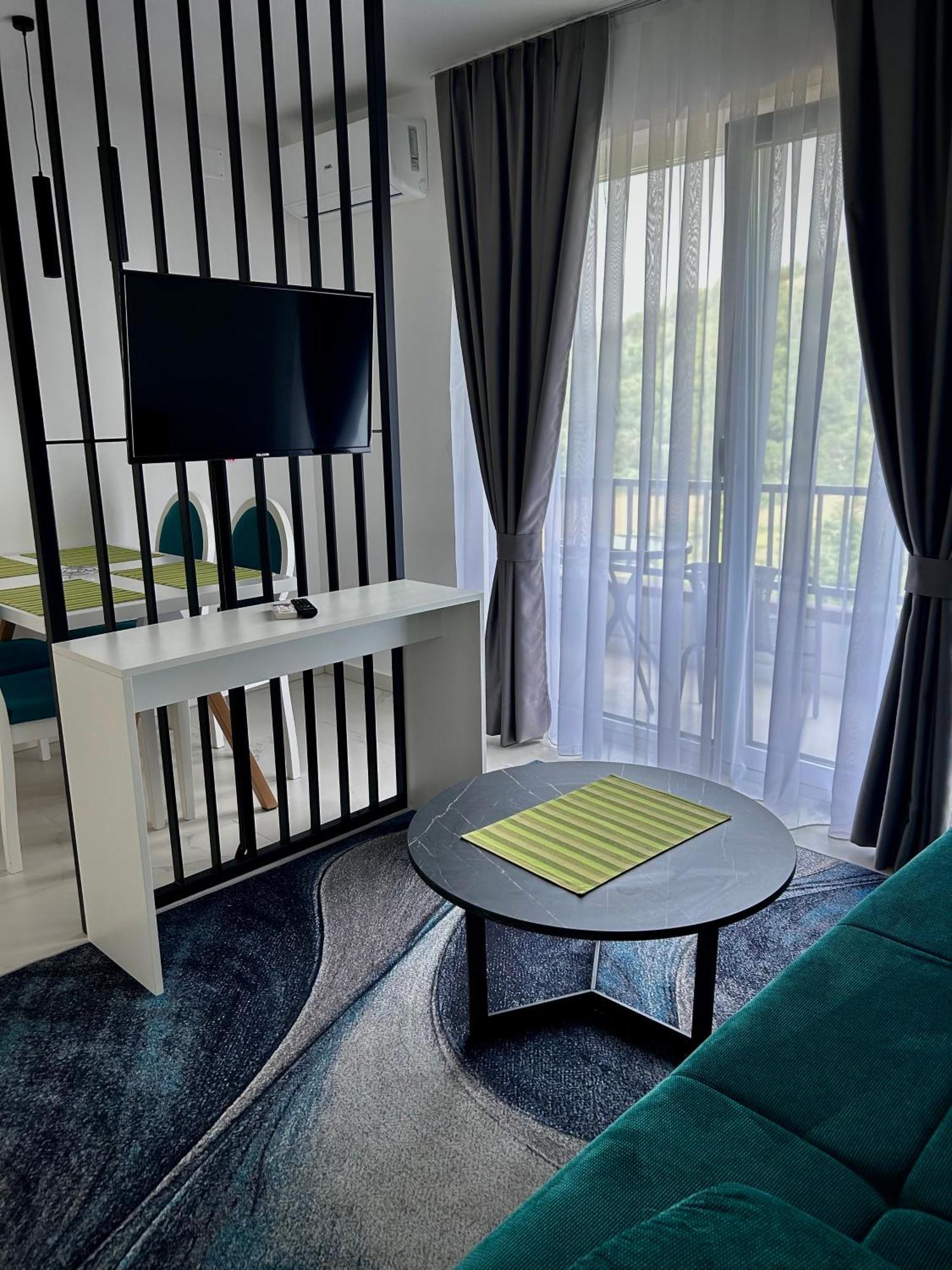 Sunny Corner Apartments Високо Экстерьер фото